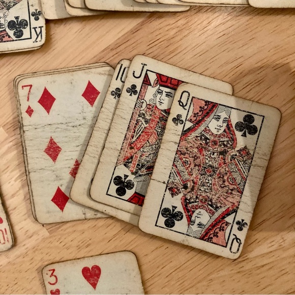 Vintage Mini Playing Card Set Game Folk Art Case - Picture 11 of 16